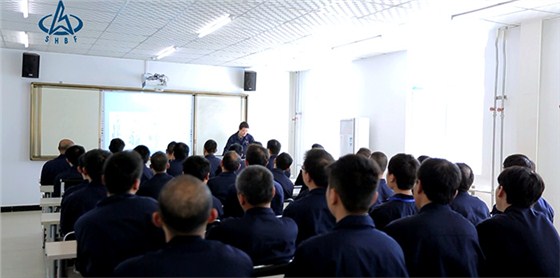 航天(tian)泵閥辦(bàn)公區 (6)