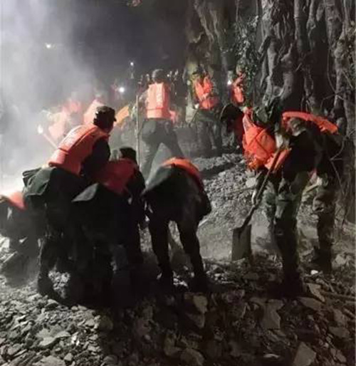 航(hang)天泵閥(fá)祈福九(jiu)寨溝 (5) 航(hang)天泵閥(fá)祈福九(jiu)寨溝 (5)